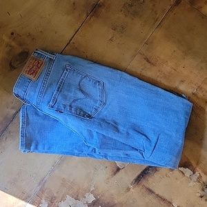 Levis mid rise skinny jean